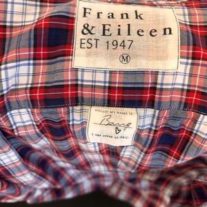 FRANK & EILEEN PLAID BUTTON DOWN SHIRT